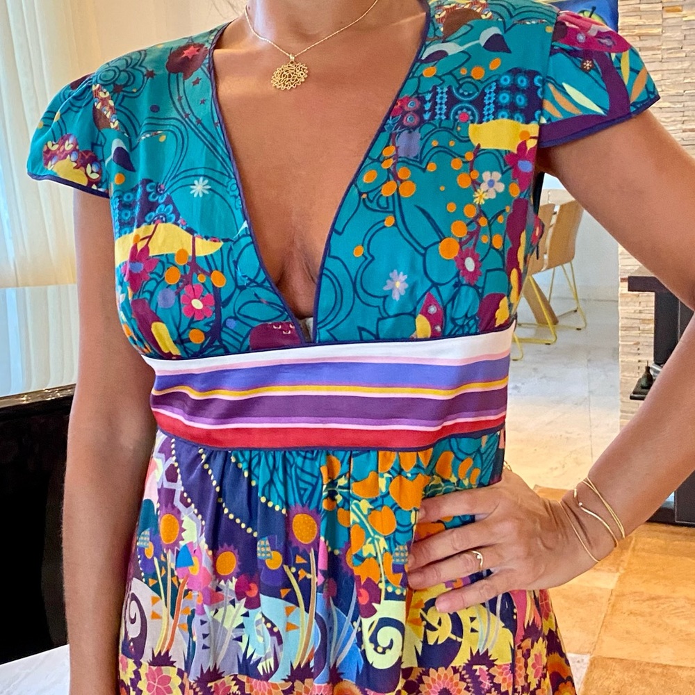 ADRIANA BARRA 🇧🇷 DESIGNER GORGEOUS TOP